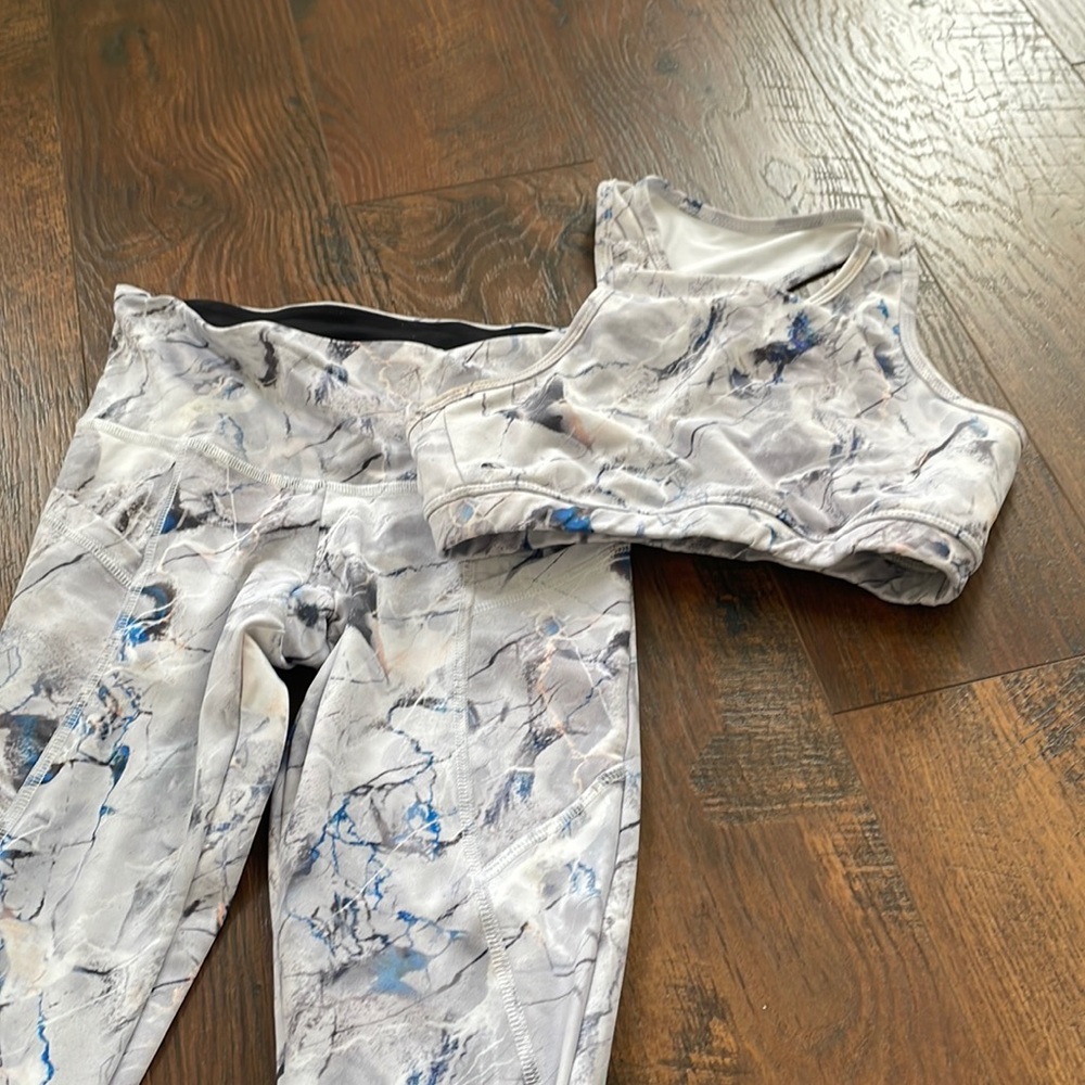 Strut this workout set